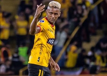 Fidel Martínez, autor del primer gol de Barcelona SC ante Estudiantes de La Plata, en partido válido por los 16vos de la Copa Sudamericana. FOTO / @BarcelonaSC