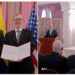 Gustavo Manrique, Ministro de Relaciones Exteriores y Michael J. Fitzpatrick, Embajador de los Estados Unidos en el Ecuador, en la ceremonia de firma.