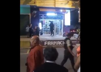 Asesinado al estilo sicariato, en los exteriores de una farmacia en el sector el Limonal de Guayaquil