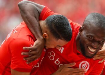 Guayas News, El delantero ecuatoriano, Enner Valencia, festeja un gol anotado con el Inter en la victoria ante Santos, el 22 de octubre de 2023. Súperman se mandó un doblete.
