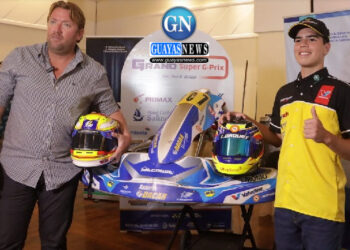 Dennis Córdova, alcalde de Salinas, y Leonidas Drouet, campeón nacional de karting. FOTO / Club de Automovilismo y Kartismo.