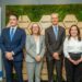 En la foto de izquierda a derecha: Juan Esteban Jijón, Gerente de Segmento Pyme de Produbanco; Matilde Mordt, Representante Residente PNUD; Rubén Eguiguren, Presidente Ejecutivo de Produbanco; Cristina Burgos, Oficial de Desarrollo Económico Inclusivo PNUD