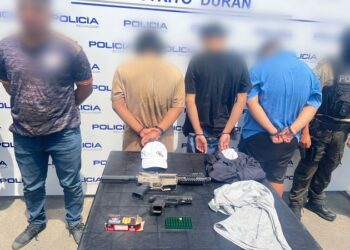 Policía aprehendió a un sujeto y aisló a tres menores de edad por el presunto delito de sicariato en Durán, Video