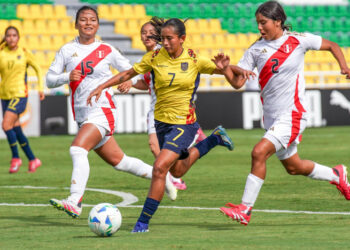 Ecuador se enfrentó a Perú por el Sudamericano Sub 17 Femenino, el 21 de mayo de 2025. - Foto FEF
